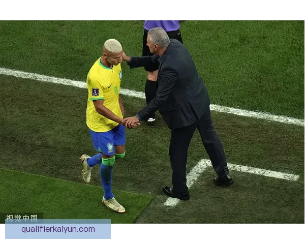 维尼修斯面临生涯最低谷，状态回暖之际令人关注