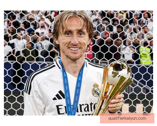 莫德里奇传奇地位持续巩固，帮助球队在联赛中表现稳健。