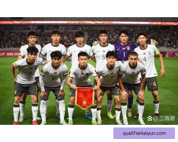 足球新势力新星持续提升，备受关注的年轻球员表现引人瞩目