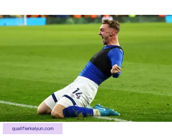 德甲球队阵容升级分析：引援策略与竞争力提升趋势